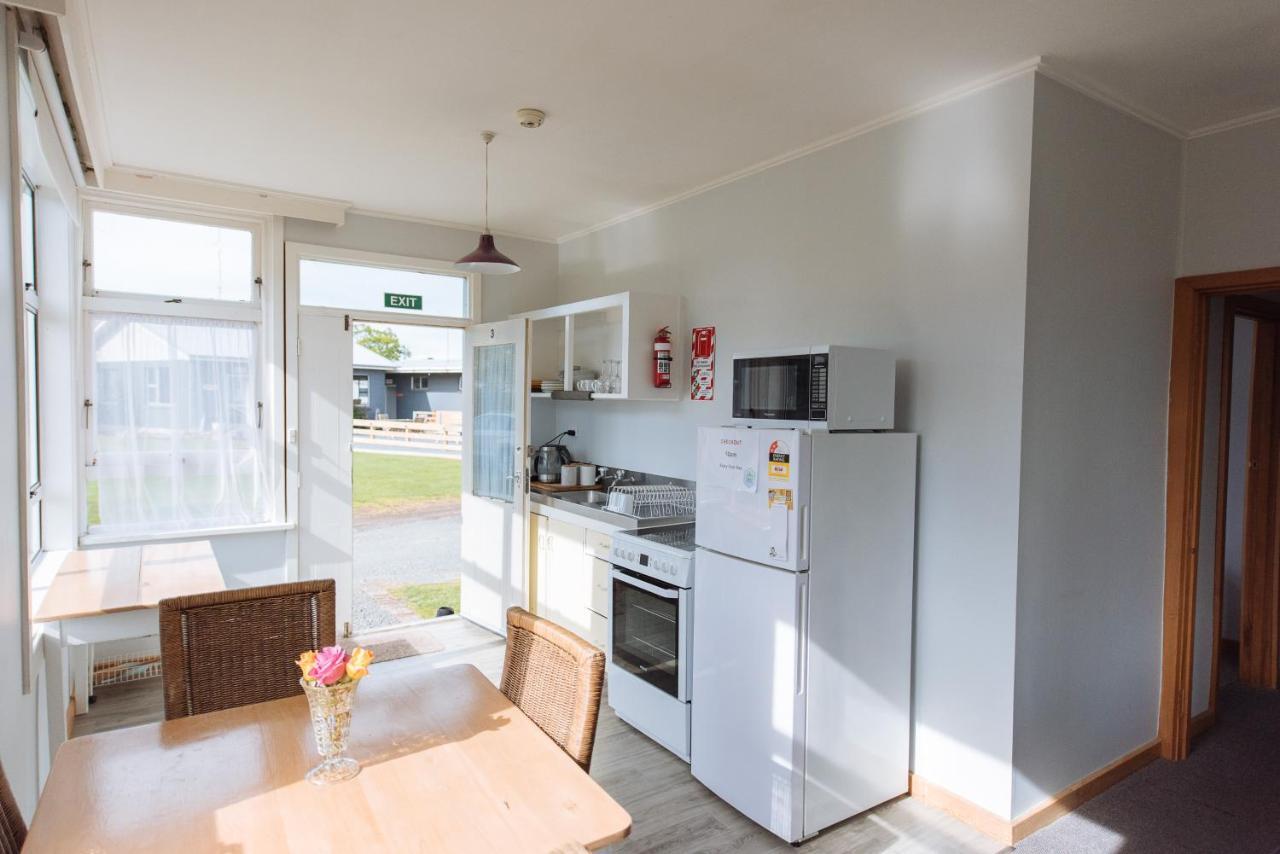 Koru Flat Apartment Pounawea Bagian luar foto